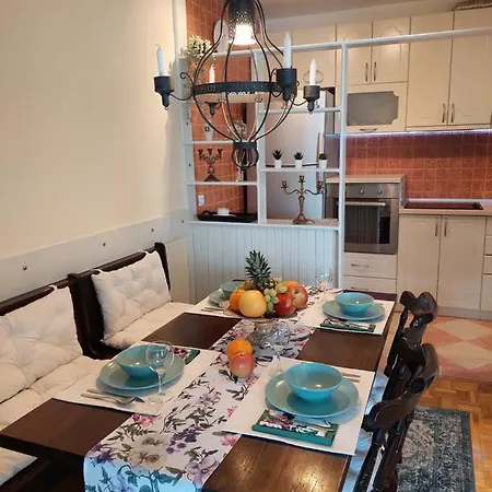 Retro Cosy Apartment *